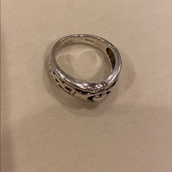 Claddagh ring - Picture 2 of 7